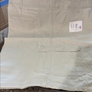 Wrangler Light Tan Cargo Shorts